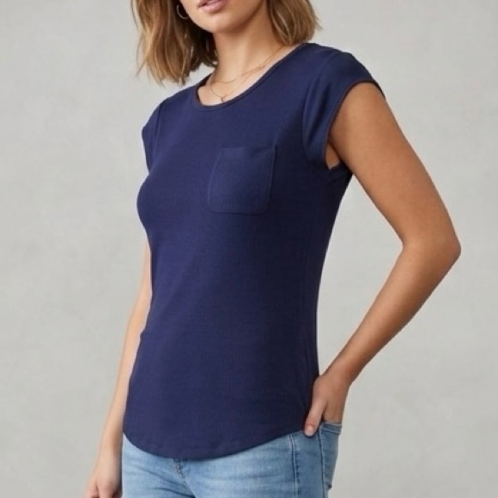 Calvin Klein Woman’s Navy Short Sleeve Tee size large